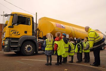 Halesworth Pupils Get A ‘Hands On’ Road Safety Lesson Thanks To JET